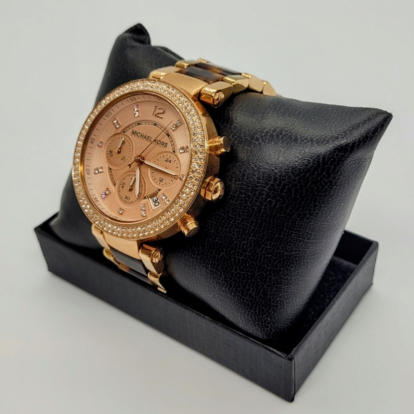 Michael Kors 39 mm Chrono Parker MK5538 Womens Watch - Picture 3 of 7